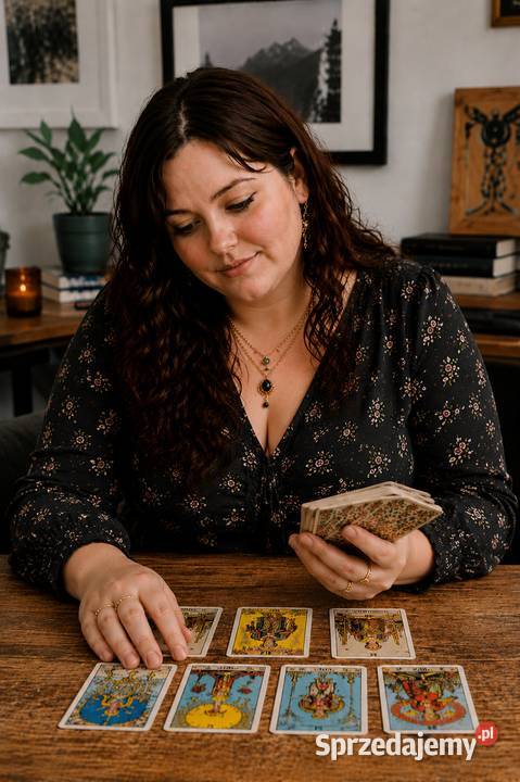 Tarot. Wróżka online. 29 zł. Szybko, bardzo wysoka trafność.
