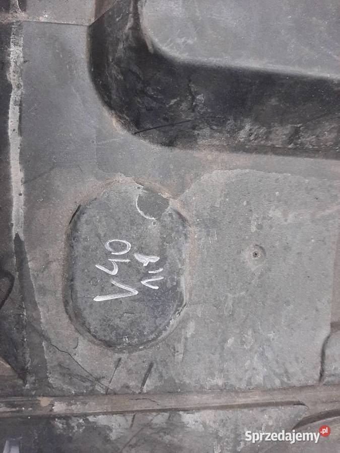 Volvo V40 S40 18 16V obudowa rozrządu górna Ksawerów