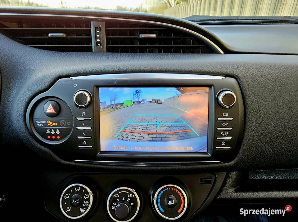 Toyota Yaris 15 Premium Salon Polska Mały Toyota mazowieckie Ostrołęka