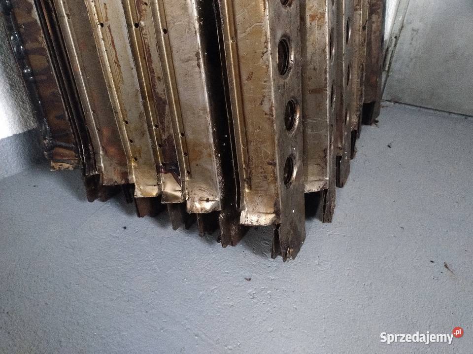 Fiat 125p próg wewnętrzny fabryczny LEWY osobowe Pozostałe opolskie Stare Olesno