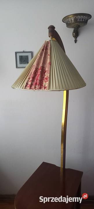 Lampa z barkiemz Fabryki Mebli Wilhelma Skierniewice sprzedam