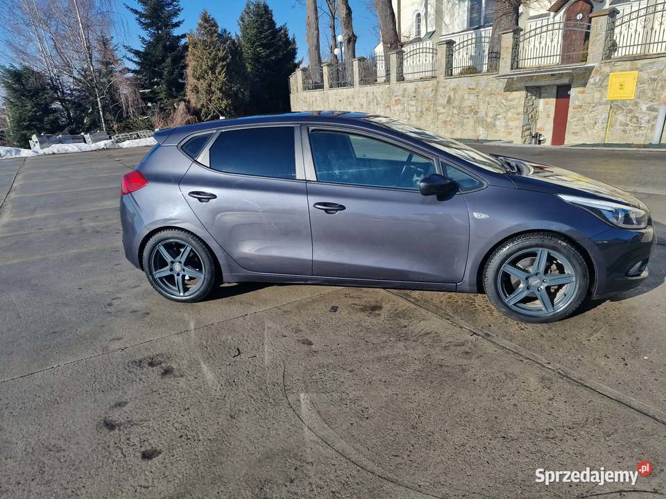 KIA CEED 14 CRDI ROCZNIK 2015 PRZEBIEG 174 Nowy Sącz
