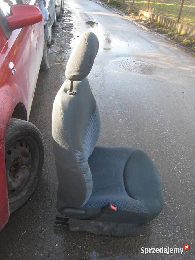 Fotel lewy kierowcy Toyota Yaris I 9906 Airbag Kraków