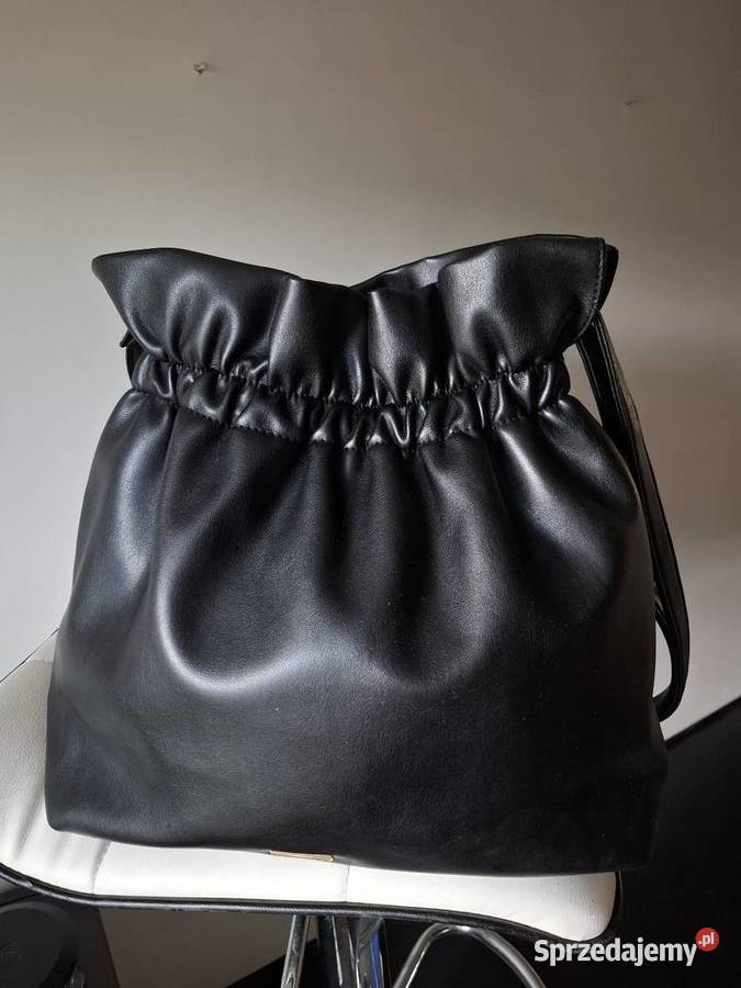 Torebka worek Wittchen czarna hobo bag miękka Kraków