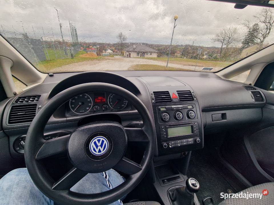 Volkswagen Touran 16 FSI Touran Parznice