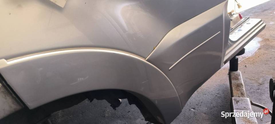 DRZWI PRAWE TYŁ MITSHUBISHI PAJERO IV SREBRNE Lipno