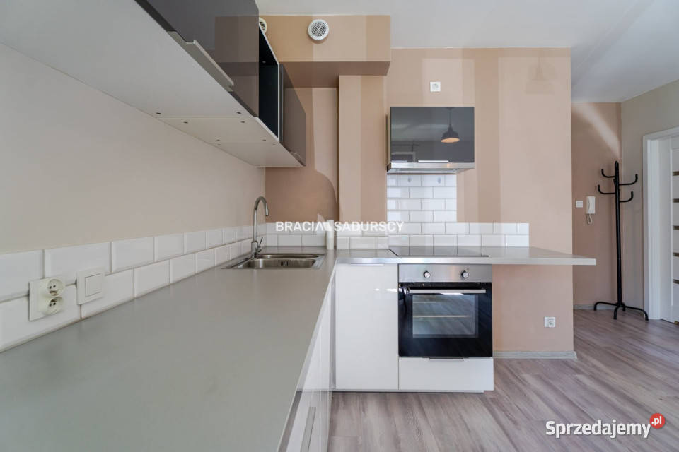Do sprzedaży mieszkanie Kraków Dąbska 346m2 2pok blok