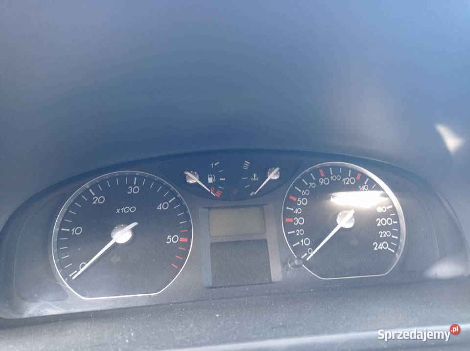 Renault Laguna 22 DCI 110 kW 2002 r dawca części Szklarka Myślniewska sprzedam