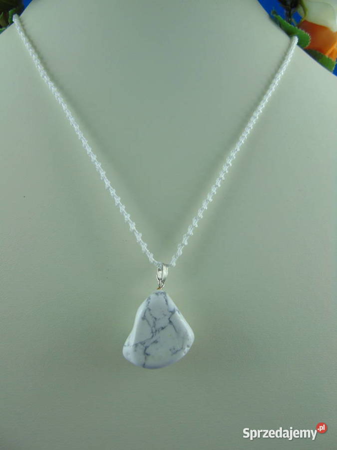 Łańcuszek frywolitkowy