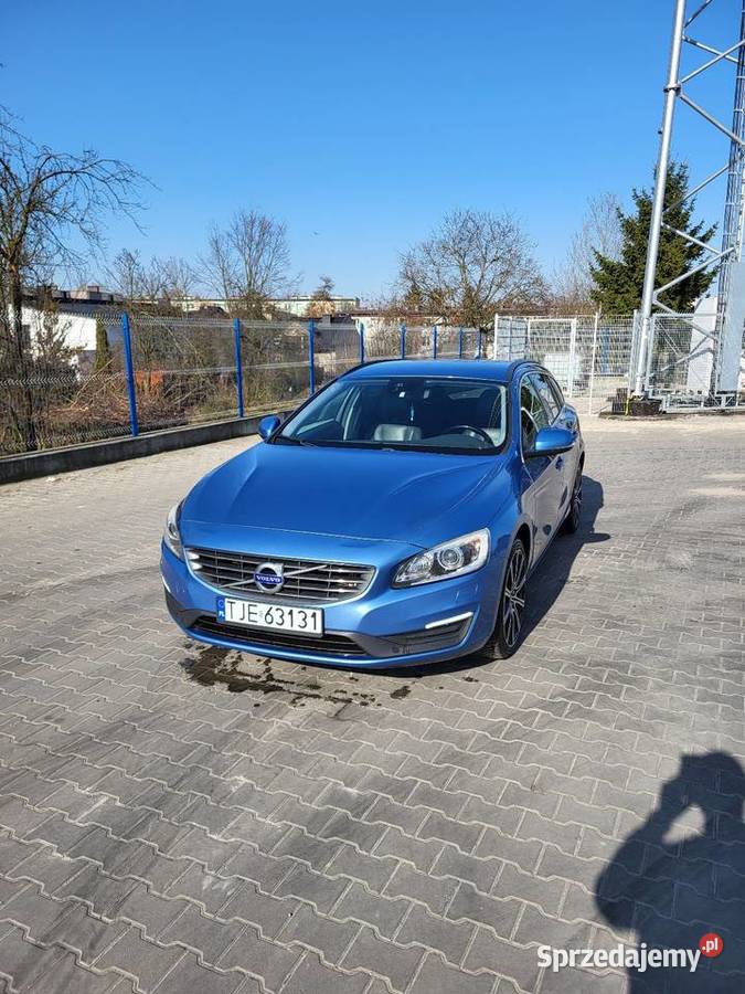 Volvo V60 D2 MOMENTUM świętokrzyskie Jędrzejów