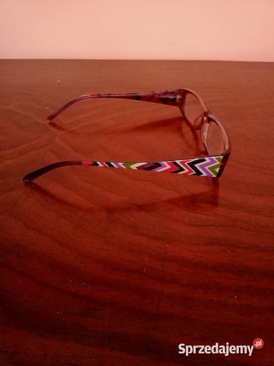 Komplet 3 x okulary w etui 1 dioptrii stan