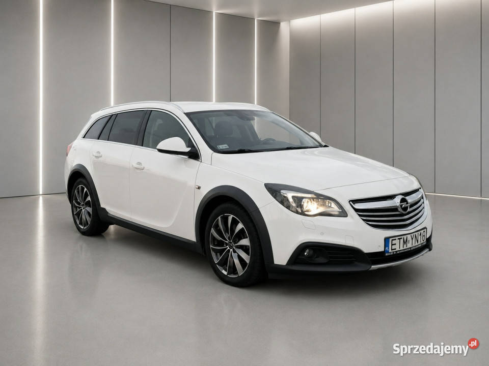 Opel Insignia Country Tourer Country Tourer Opel Tomaszów Mazowiecki