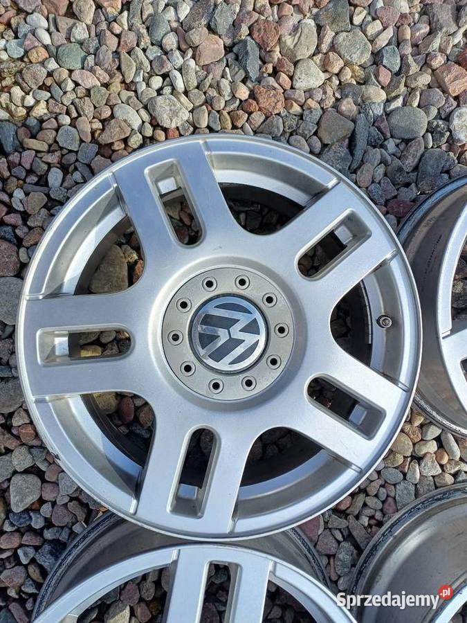 Oryginalne felgi aluminiowe VW 16 Lipusz sprzedam
