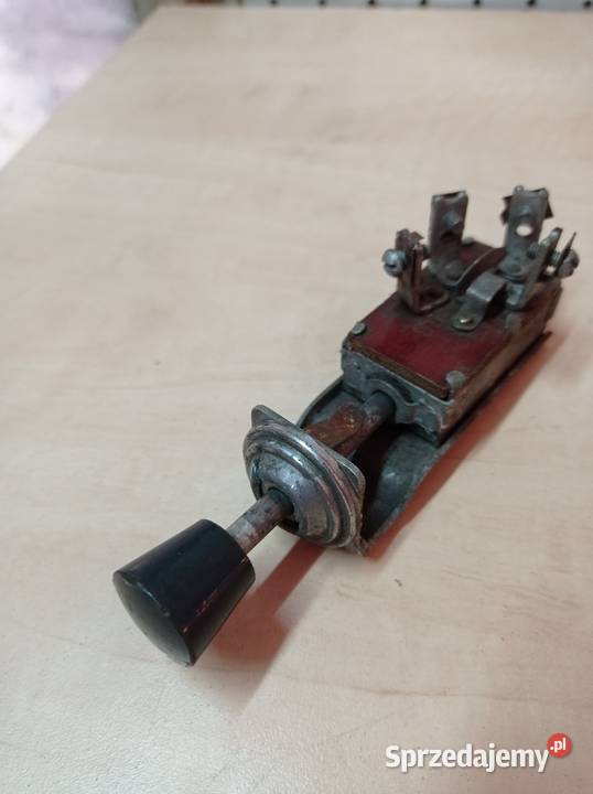 Włącznik wyłącznik żuk Warszawa Nysa Łubno sprzedam