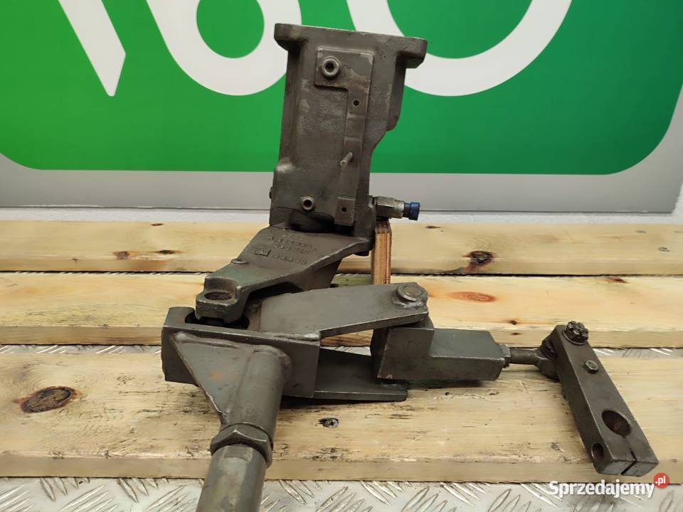Lewarek Biegów Fendt 824 ZF 2094004010 Pozostałe wielkopolskie Wilkowo