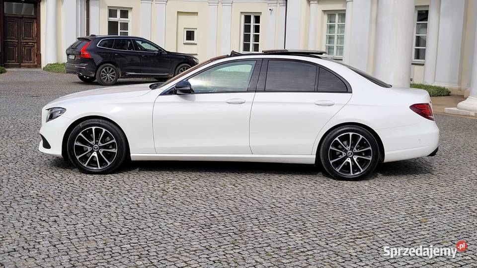 Auto do ślubu wesela przyjęcia z szoferem Siedlce