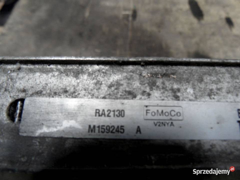 FORD FOCUS MK3 III 12r chłodnica wody BV618005BB