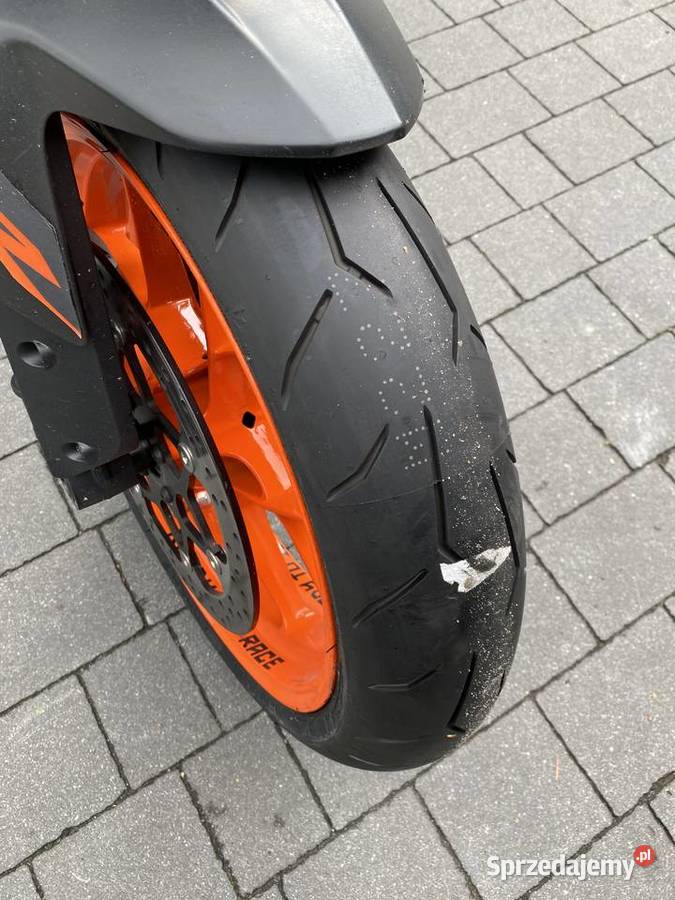 KTM Duke 890 R naked 790 Brembo street Akropovic bezwypadkowy Poznań