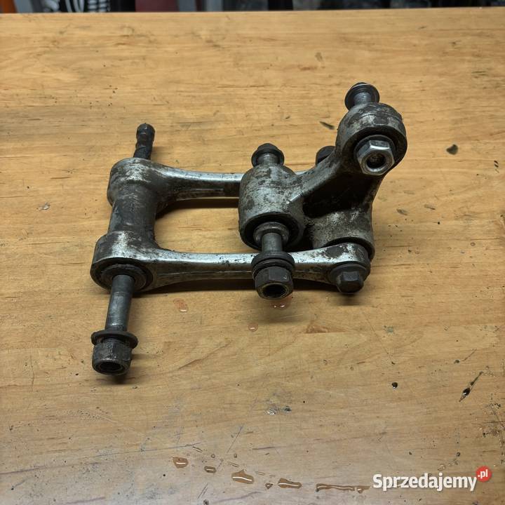 Kiwak łącznik wahacza Honda CR 125 250 Bielawa