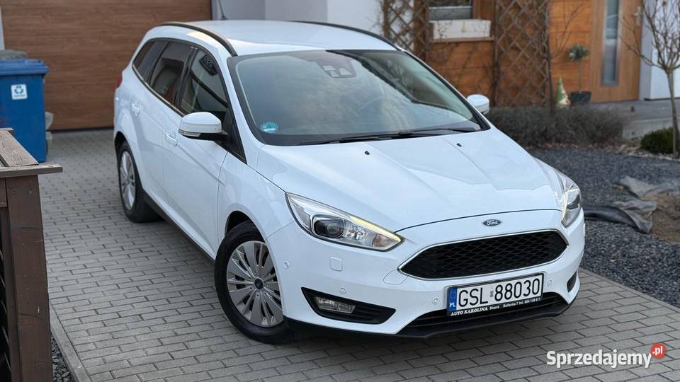 FORD DOCUS 15 120 Focus