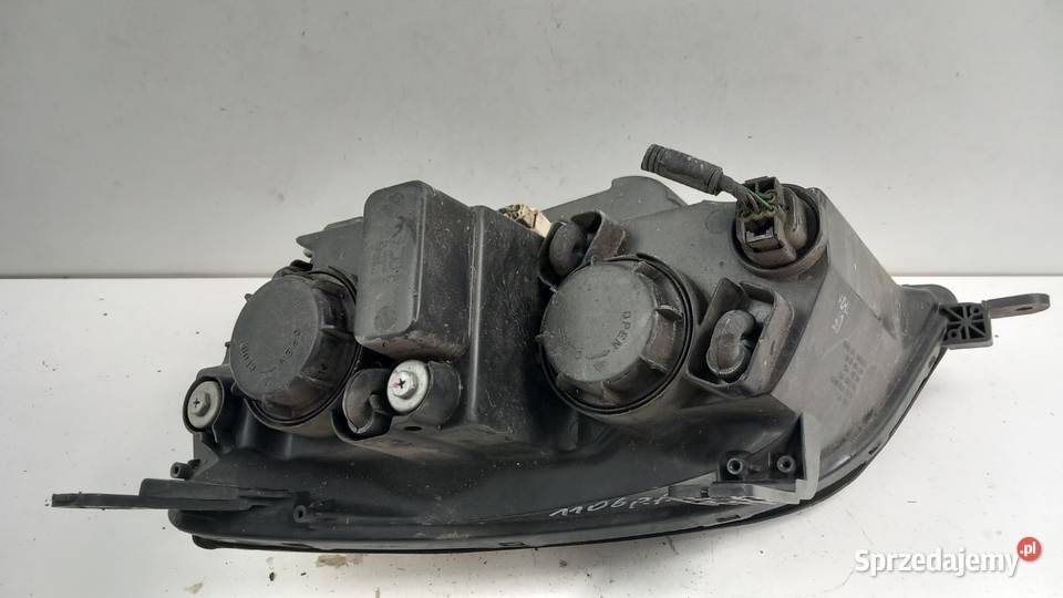 OPEL ANTARA LAMPA PRZÓD PRAWA Zbierkowo