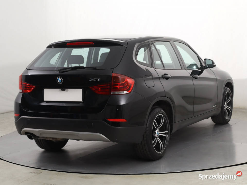 BMW X1 sDrive18i czarny