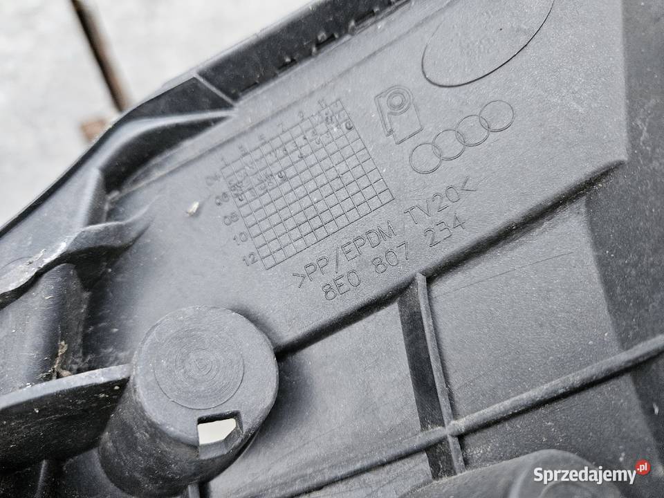 AUDI S4 B7 8E ŚLIZG PRAWY ZDERZAKA PRZÓD wielkopolskie Międzychód