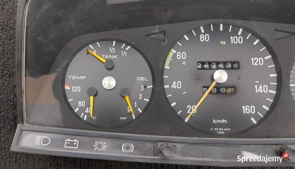 MercedesBenz W123 Diesel 20 24 Licznik zegary Łagiewniki