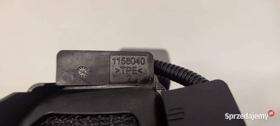 MAZDA 2 TOYOTA YARIS IV ZAPINKA PASA TYŁ 1158040 osobowe