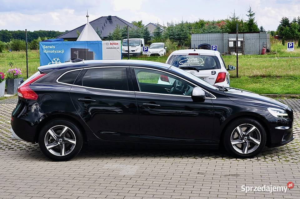 Volvo V40 20D R DESIGN 20D 150 2018r KAMERA Goleniów