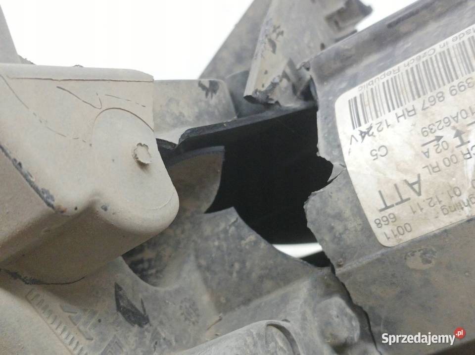 LAMPA PRZÓD PRAWA EU USZKODZONA 13399867RH Opel osobowe Lampy przednie