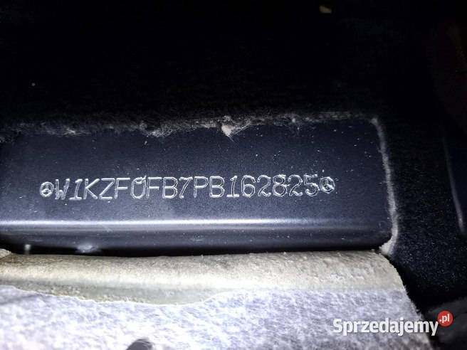 MERCEDESBENZ E 220 D Warszawa sprzedam