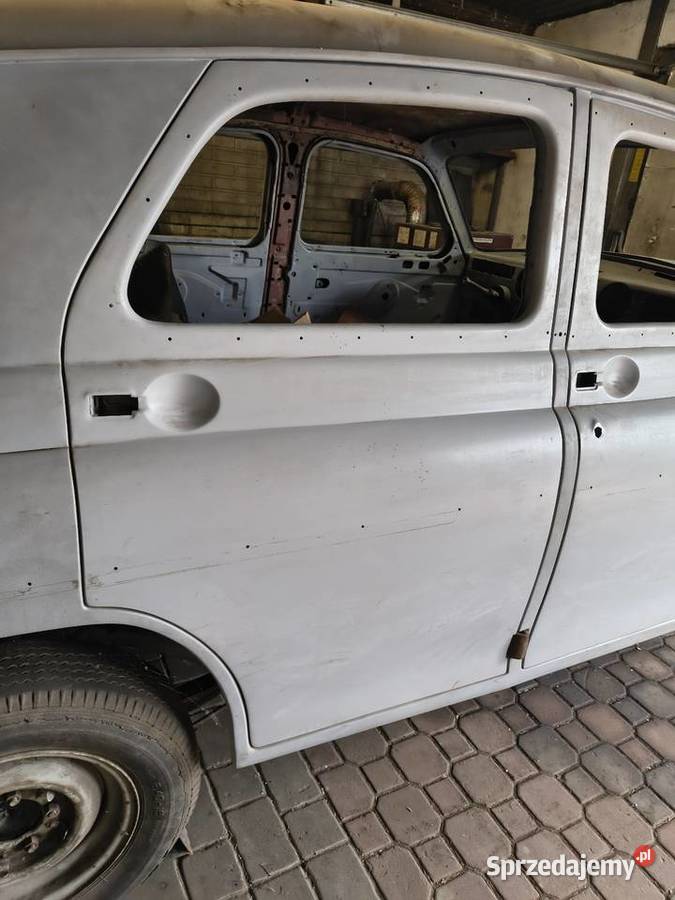 WARSZAWA SEDAN 223 Tarnowskie Góry