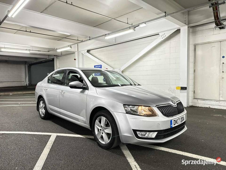 Skoda Octavia 2017r 20 TDI na części zderzaki
