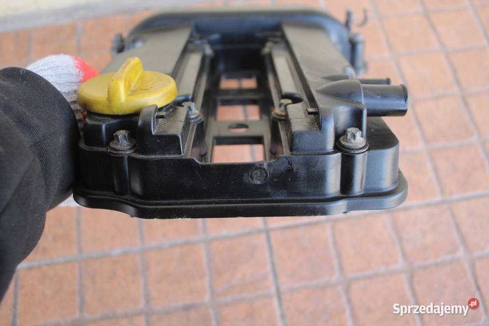 POKRYWA ZAWORÓW OPEL CORSA D 10 24403771 osobowe