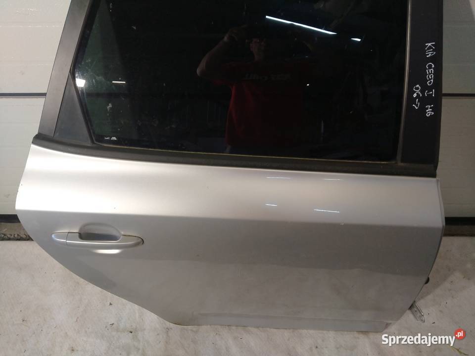 KIA CEED I HB 0612 DRZWI PRAWY TYŁ
