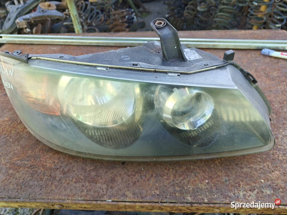 Lampa prawy przód nissan Almera Puławy