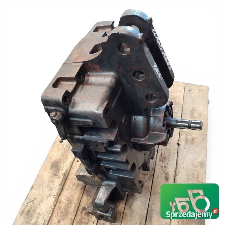 Skrzynia Wałek Obudowa Tylny WOM 1052B2 Claas Wilkowo