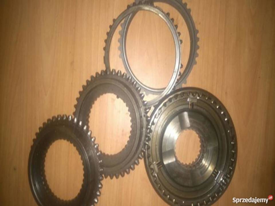 Synchronizator rewersu Massey Ferguson