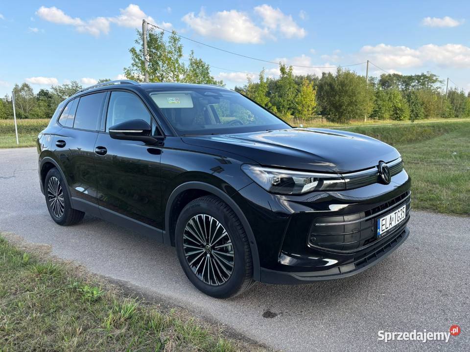 Volkswagen Tiguan SPECJAL EDITION 15 eTSI regulowane zawieszenie Łask