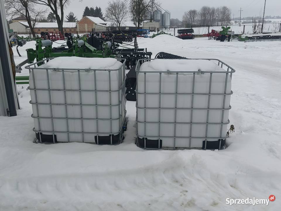 Zbiorniki MAUSER 1000l lubelskie Żółkiewka-Osada sprzedam