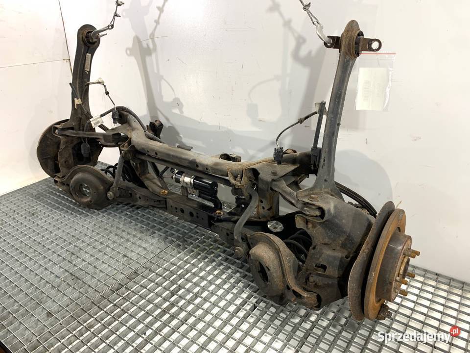 BELKA TYŁ VOLVO V40 Hatchback 31406223 TYLNA Motoryzacja