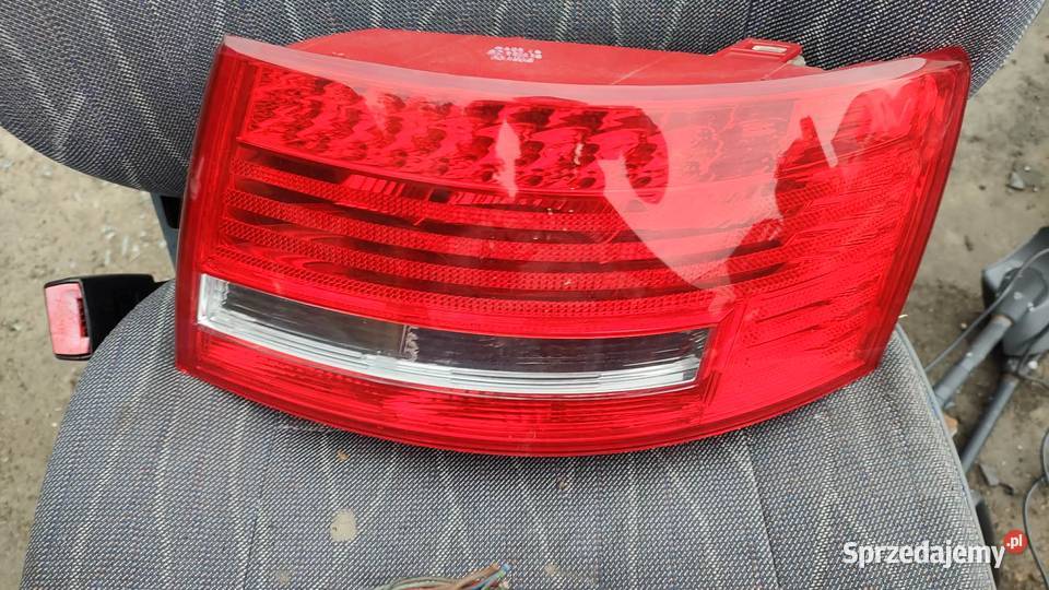 Lampa prawa tył tylna Audi a6 c6 sedan 2005