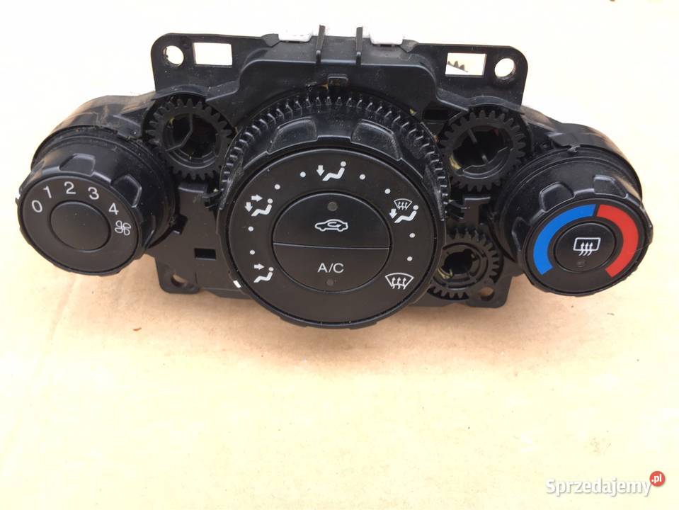 Panel nawiewu klimatyzacji fiesta mk7 Chojnice