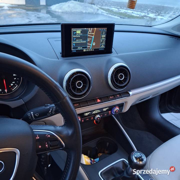 Sprzedam audi a3 8v 2015r 115KM Ryki