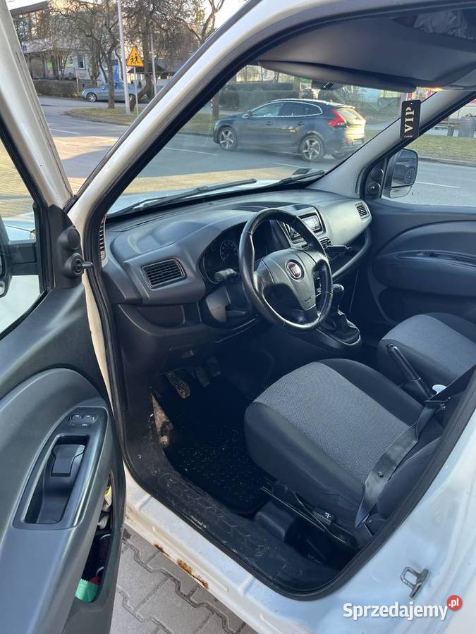 Fiat Doblo II 13 90 niski przebieg Radomsko