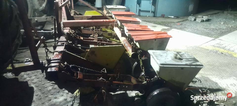 Siewnik do buraków gamma i do kukurydzy feldherr Siewniki i sadzarki Brzostek