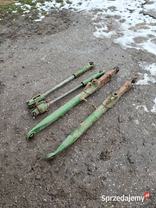 Ramiona podnośnika John Deere 3130 i inne Kijany