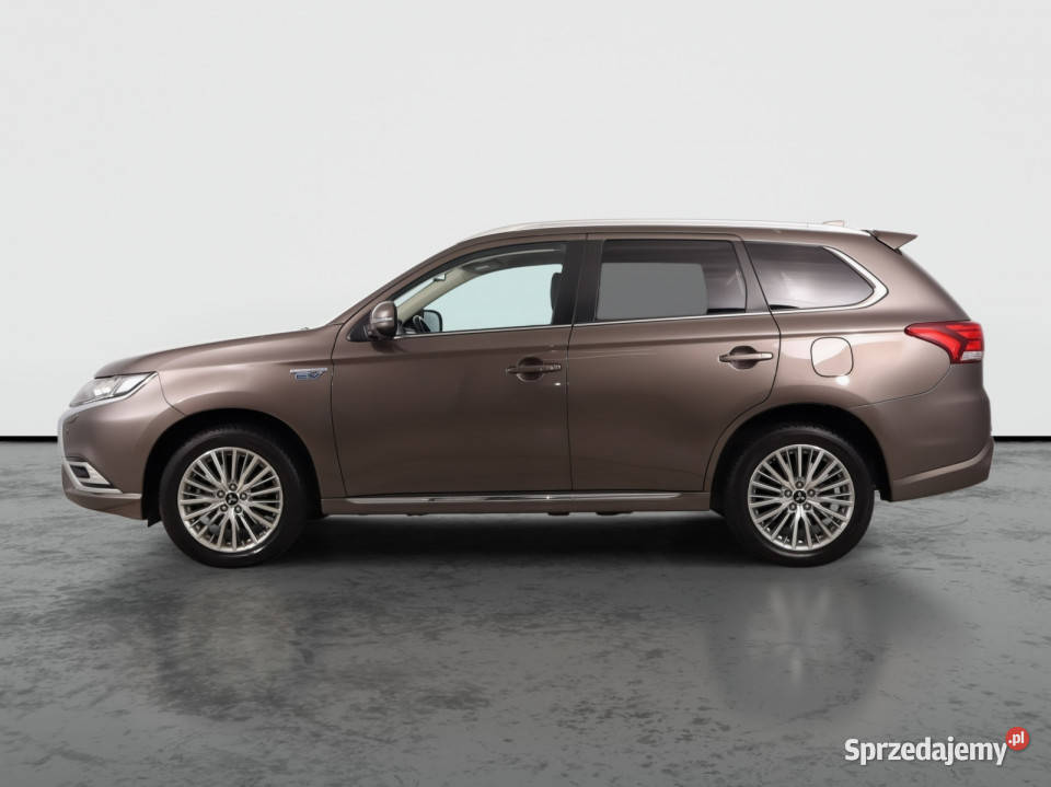 Mitsubishi Outlander 24 PHEV 4/5
