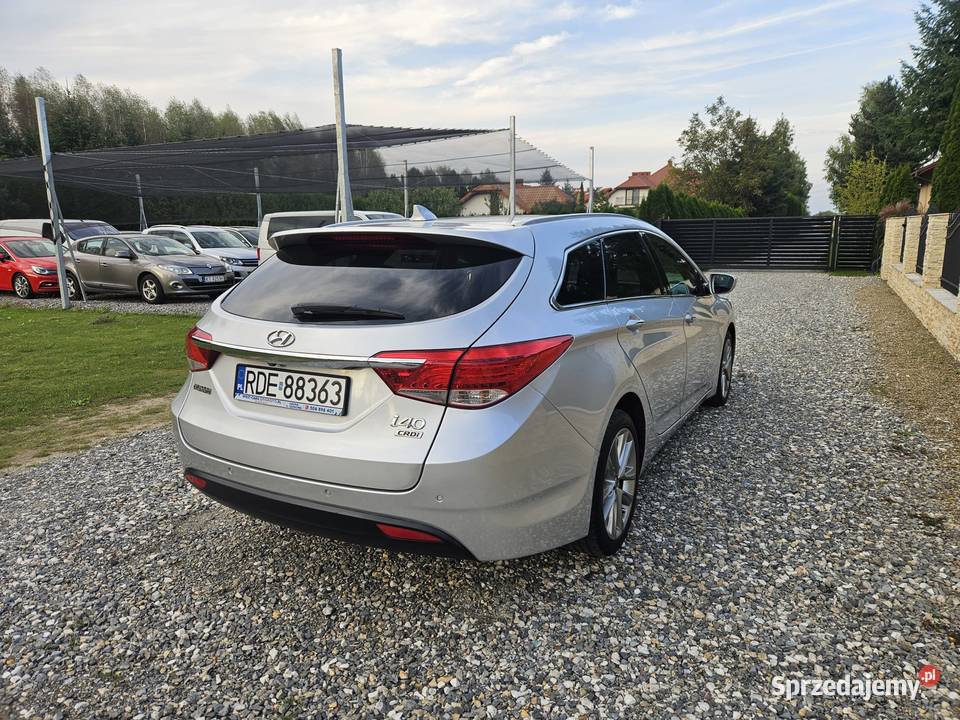 Navi kamera biksenon grzane fotele czujnik i40 Tarnów sprzedam